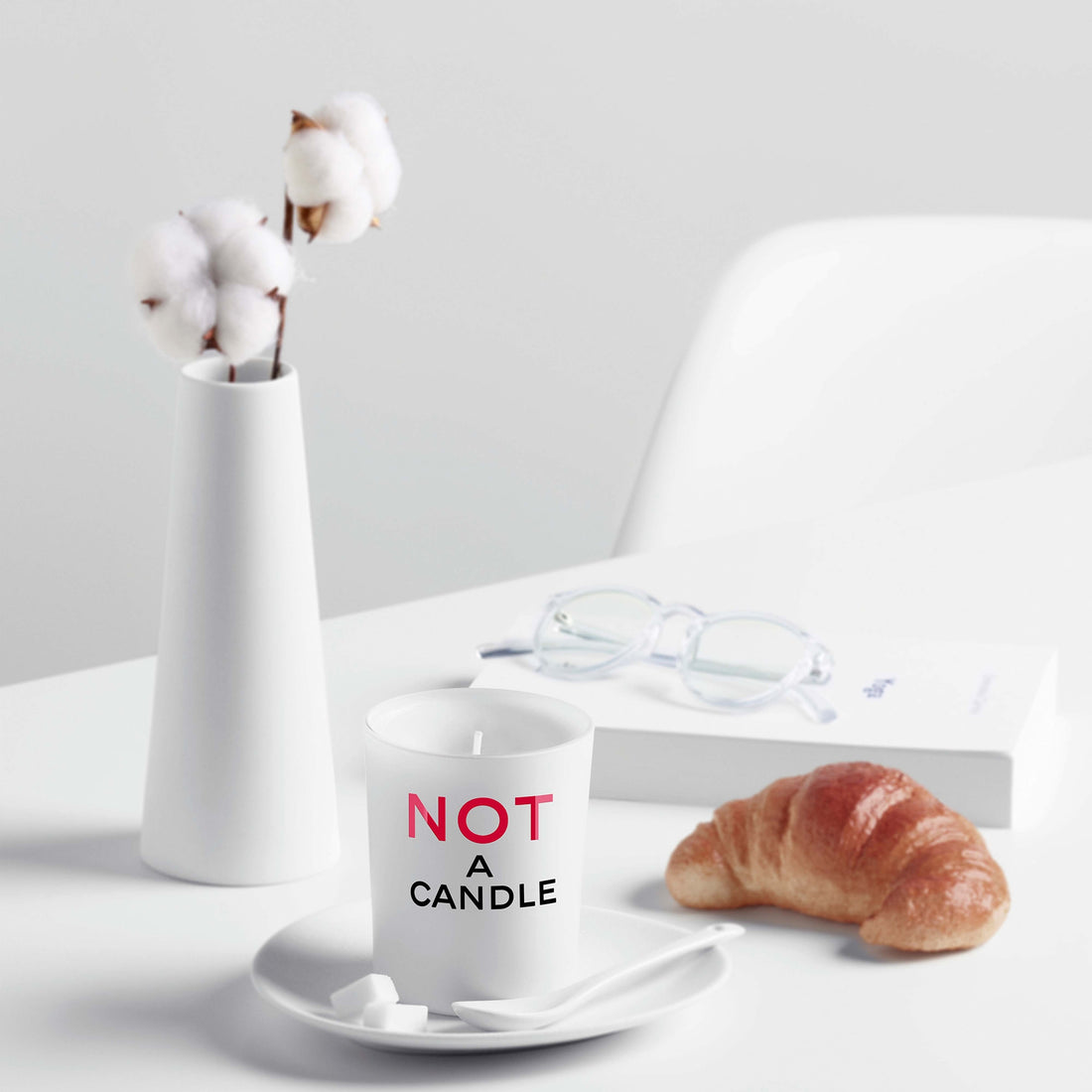 Juliette Has a Gun Not A Perfume Candle 6.3 oz