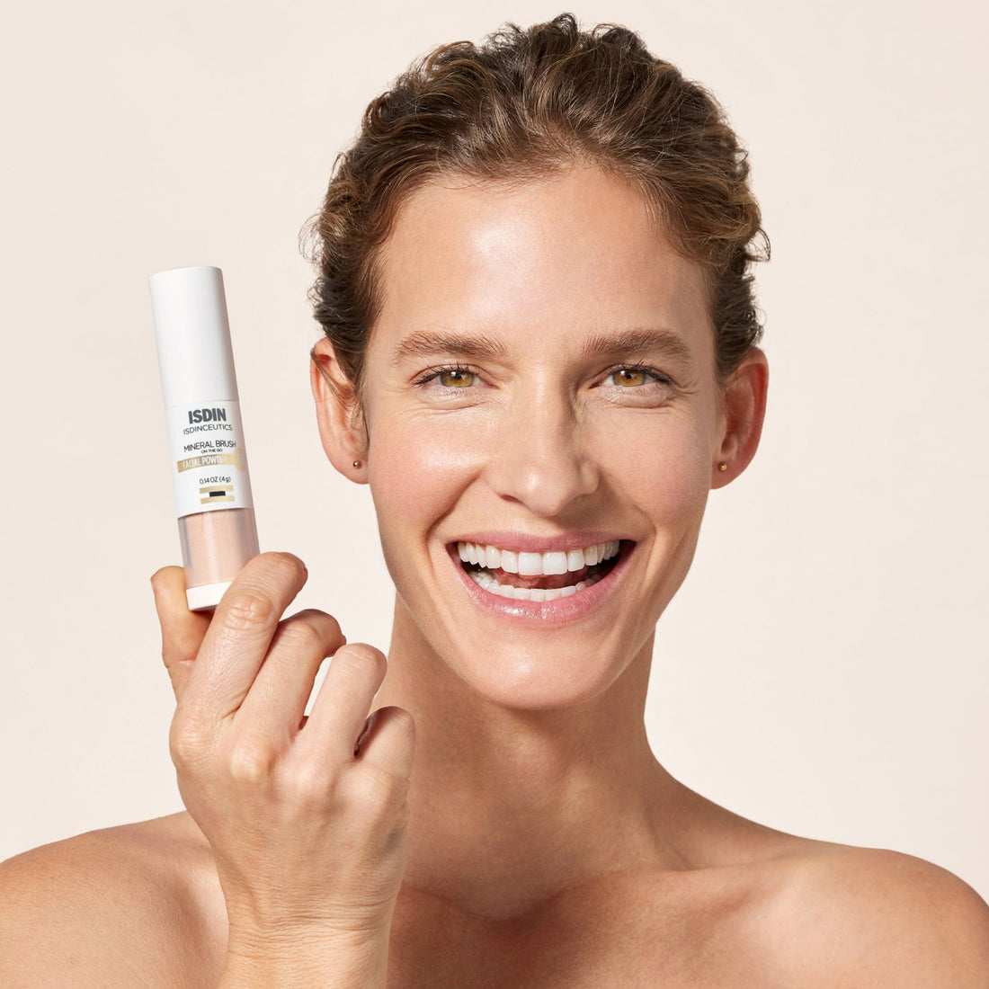 ISDIN Isdinceutics Mineral Facial Powder Brush