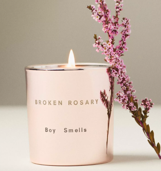 BROKEN ROSARY HOLIDAY SCENTED CANDLE